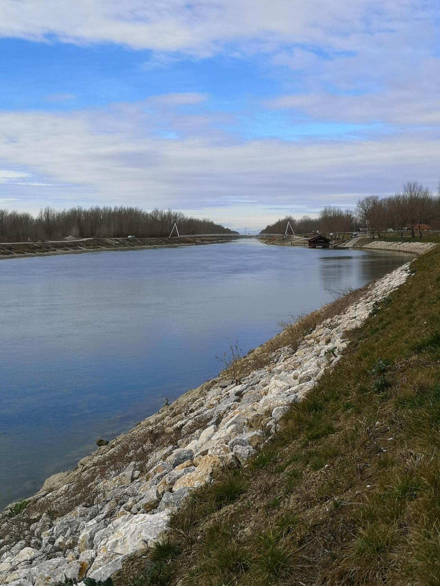 Appartement Drava 1 Donja Dubrava Eksteriør bilde